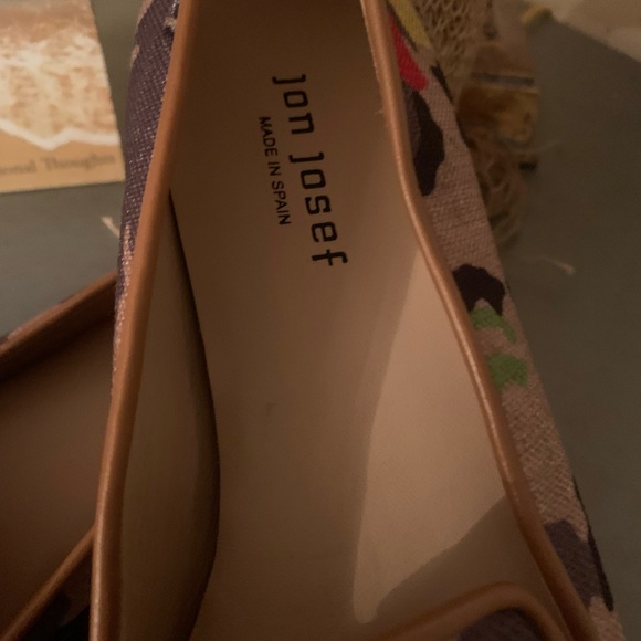 Jon Josef, flat RED Camo loafer, worn 2 times, size 9 med, made in Spain. - Picture 3 of 10